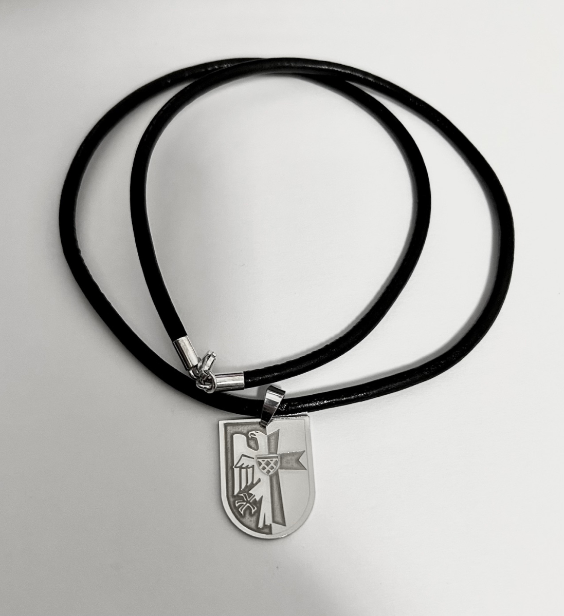 Sudeten Wappen 925 Silber mit Lederband